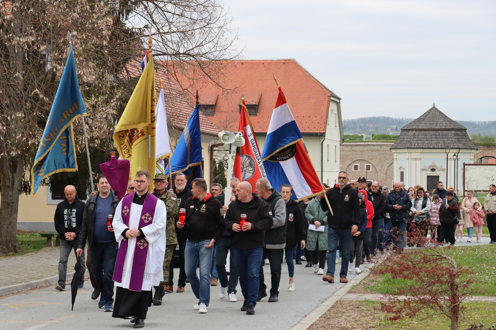 Domovinski križni put privukao brojne vjernike